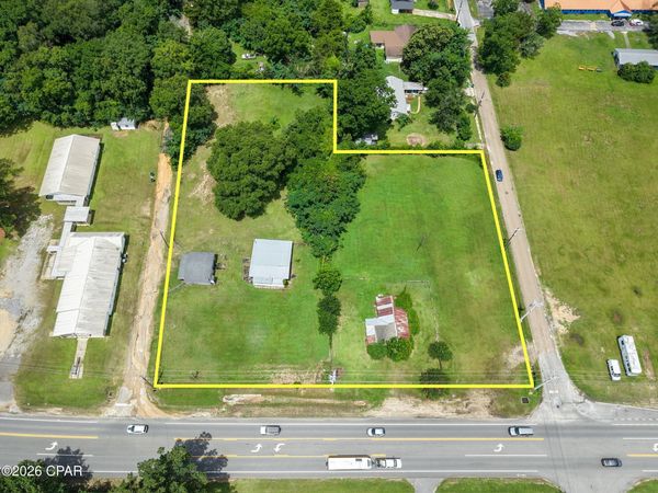 1103 S Waukesha Street , Bonifay, FL 32425