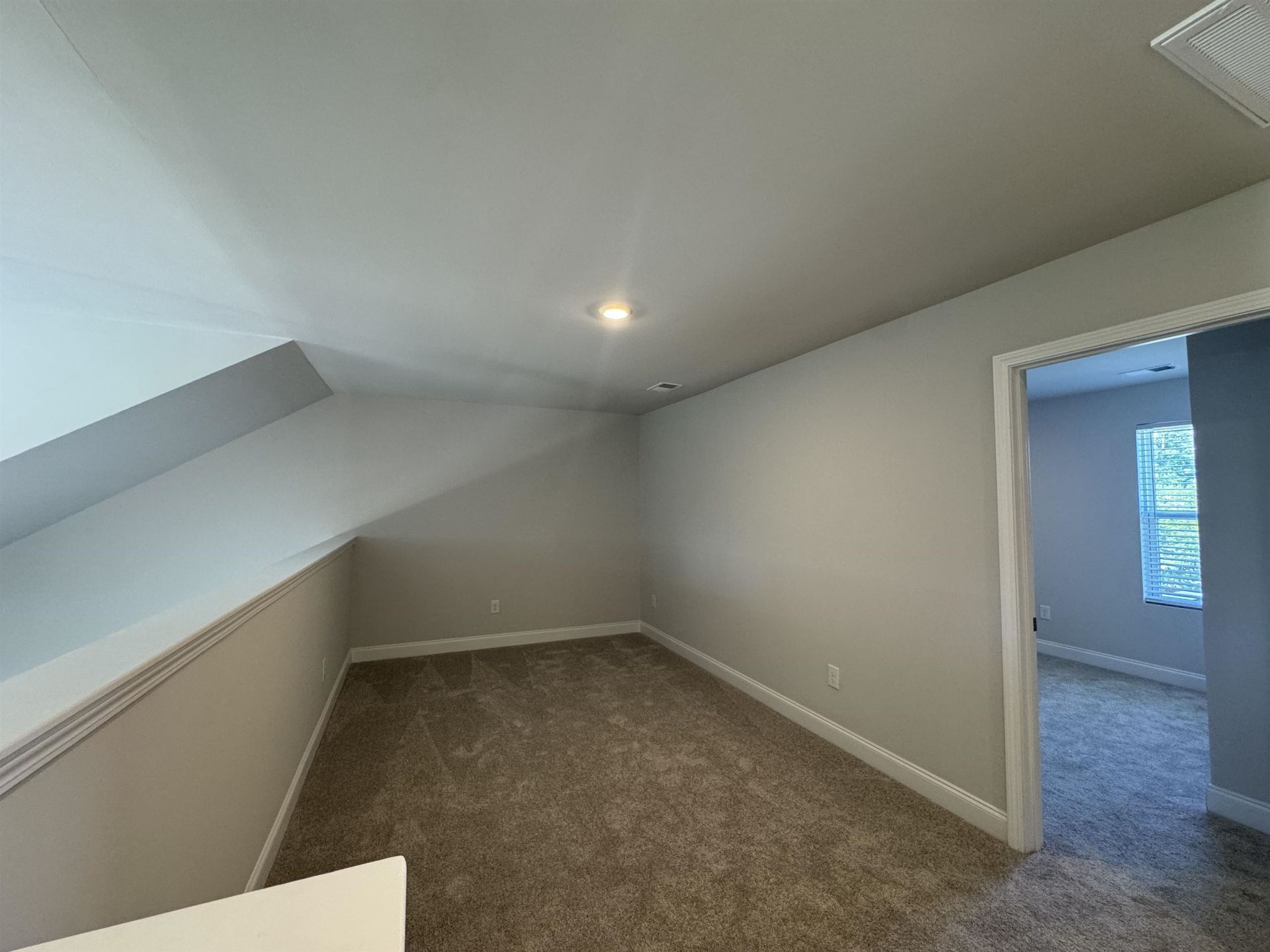 3025 Spain Ln.  Photo 46