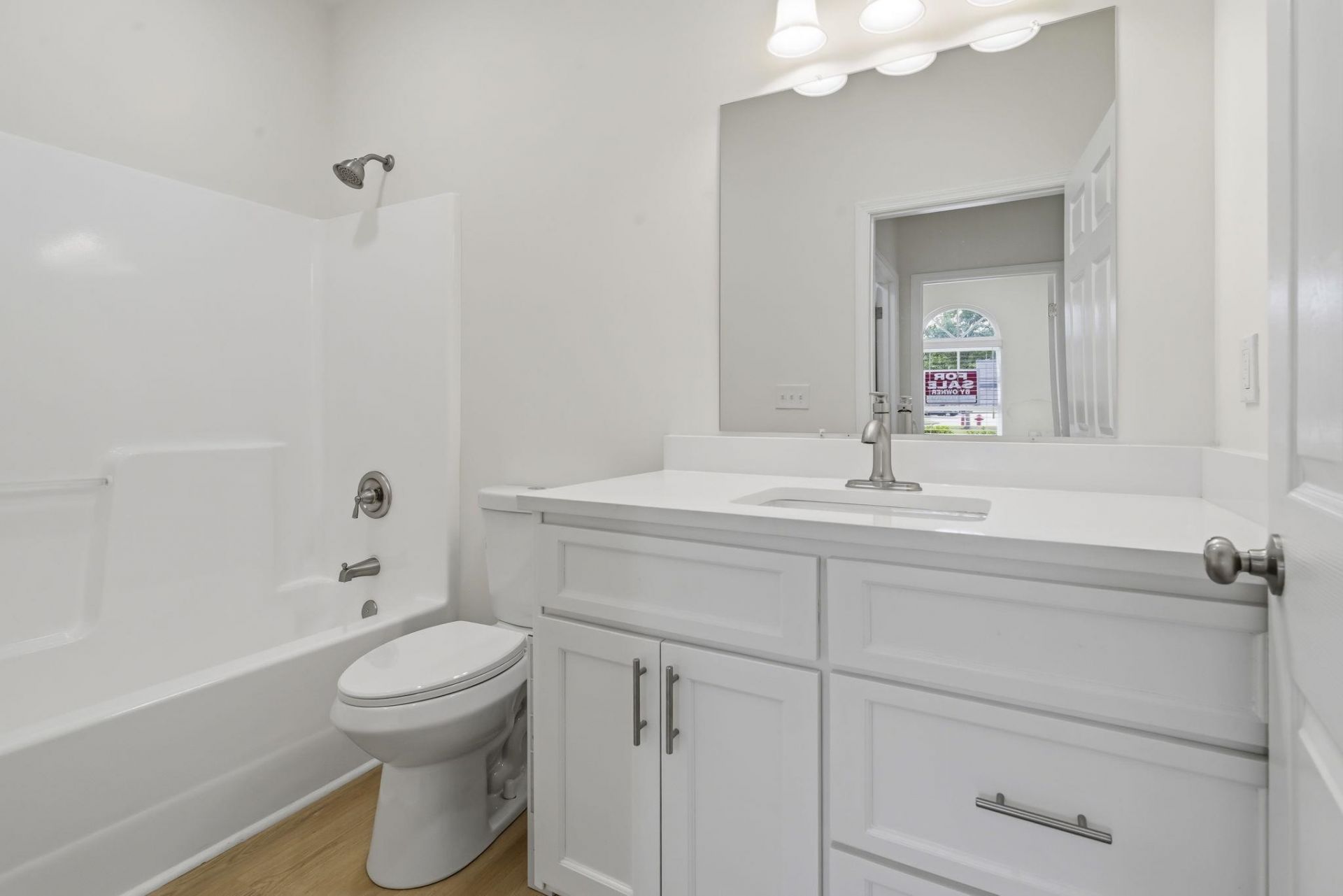 210 Portsmith Dr.  Photo 10