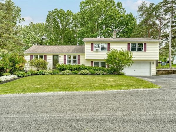 2466 Skelly Road , Caledonia, NY 14423