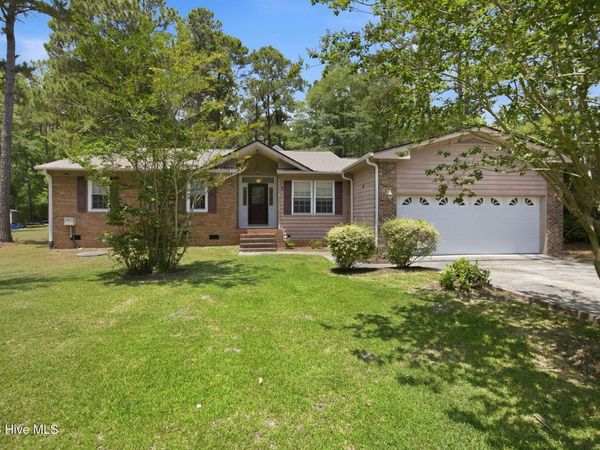 1 Hogan Court, Shallotte, NC 28470