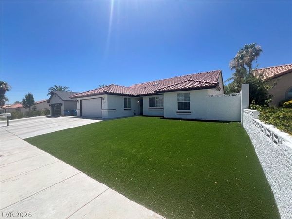 5645 W Katie Avenue , Las Vegas, NV 89103