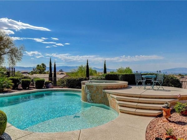 2370 Rosendale Village Avenue , Henderson, NV 89052