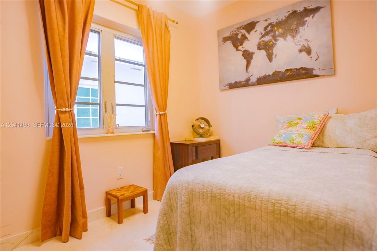 1559 Meridian Ave, Unit 208, Miami Beach, FL 33139 Photo