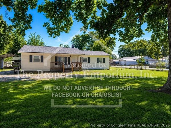 508 Hobbs Street , Roseboro, NC 28382