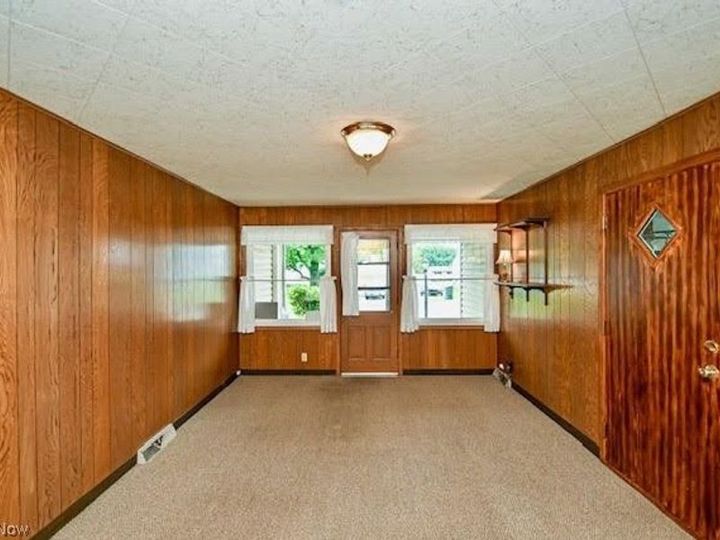 2333 Brooklyn SW, Canton, OH 44706 Photo 9
