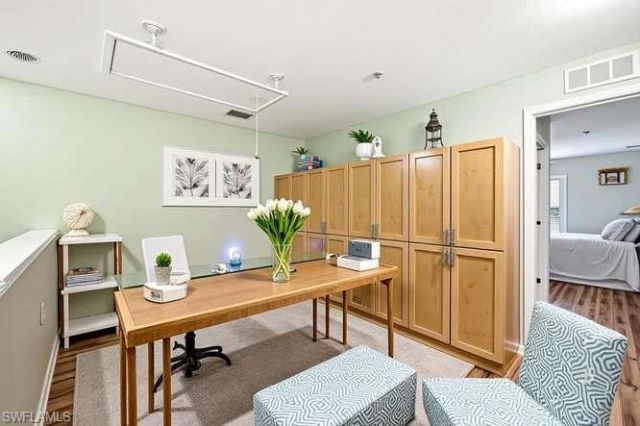 9076 Gervais Cir, Unit 405, Naples, FL 34120 Photo