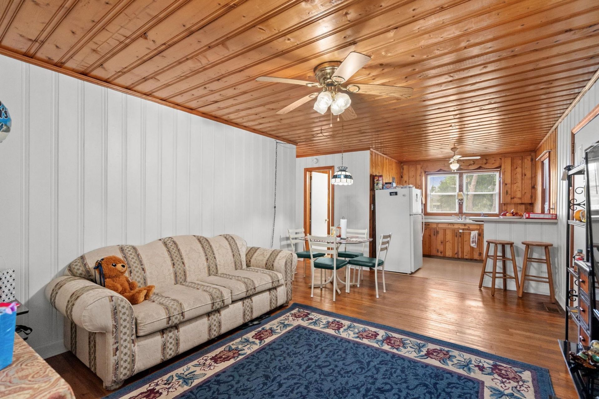 4601 Lewis St. Photo 10