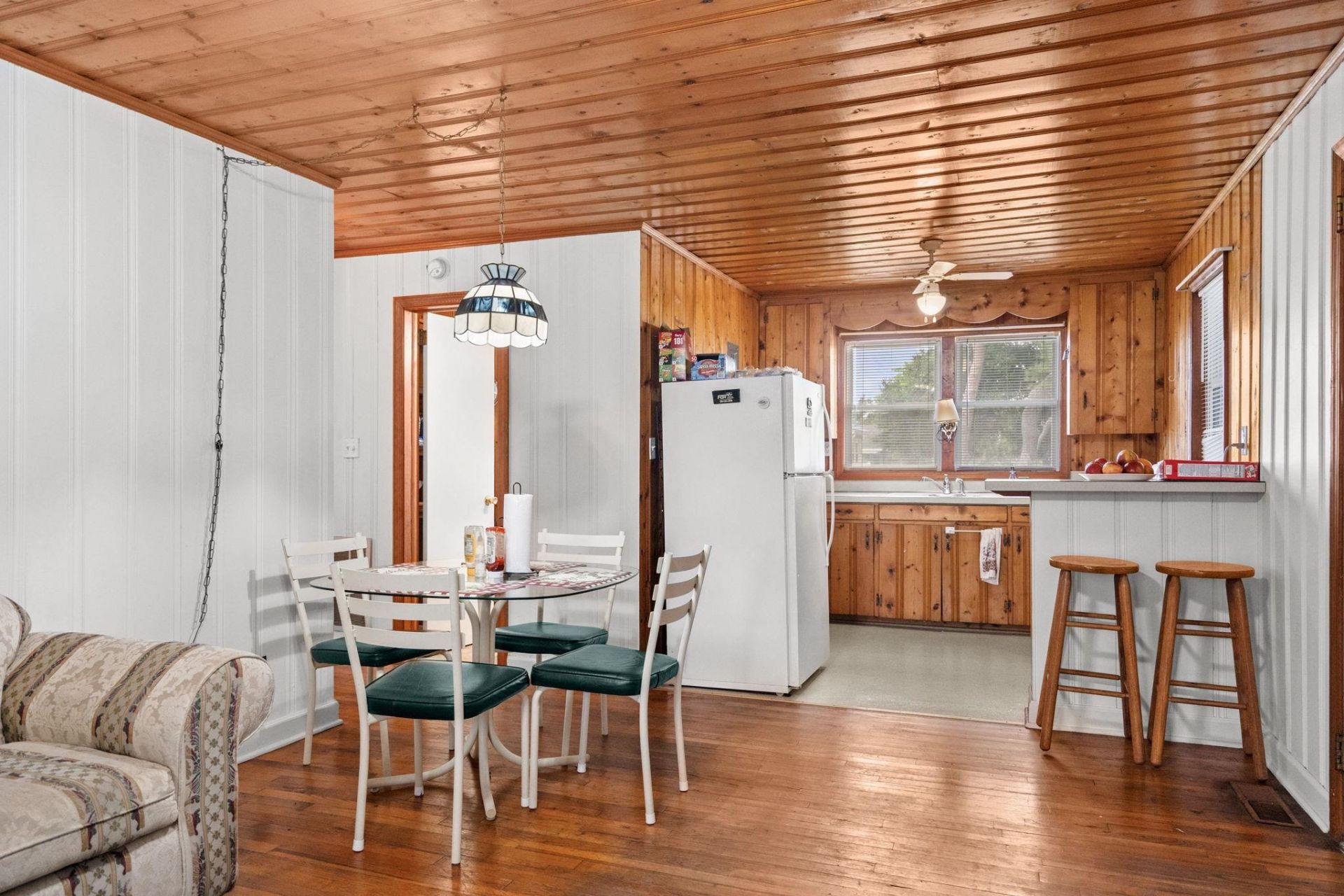 4601 Lewis St. Photo 11