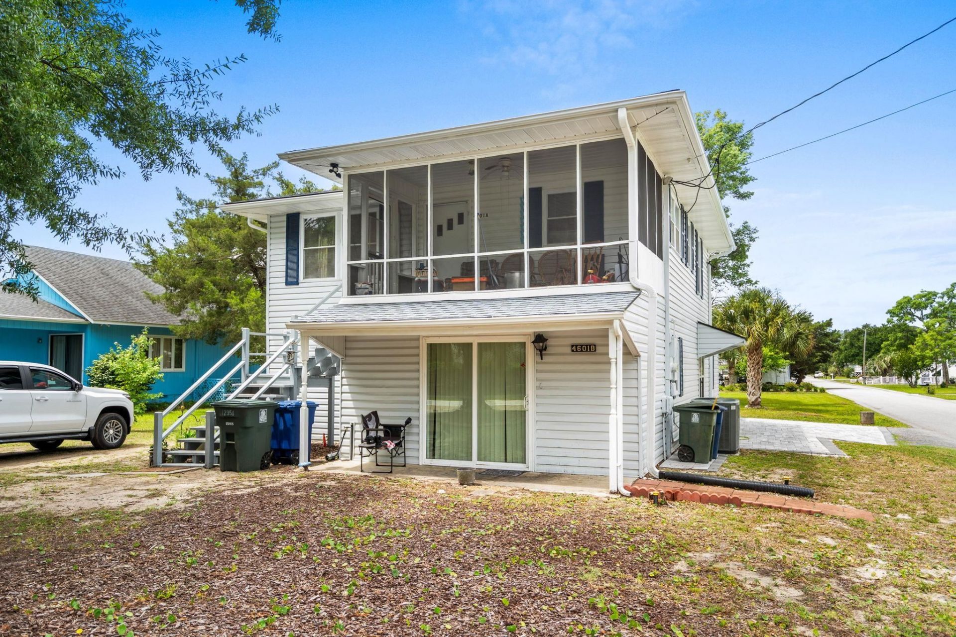4601 Lewis St. Photo 3