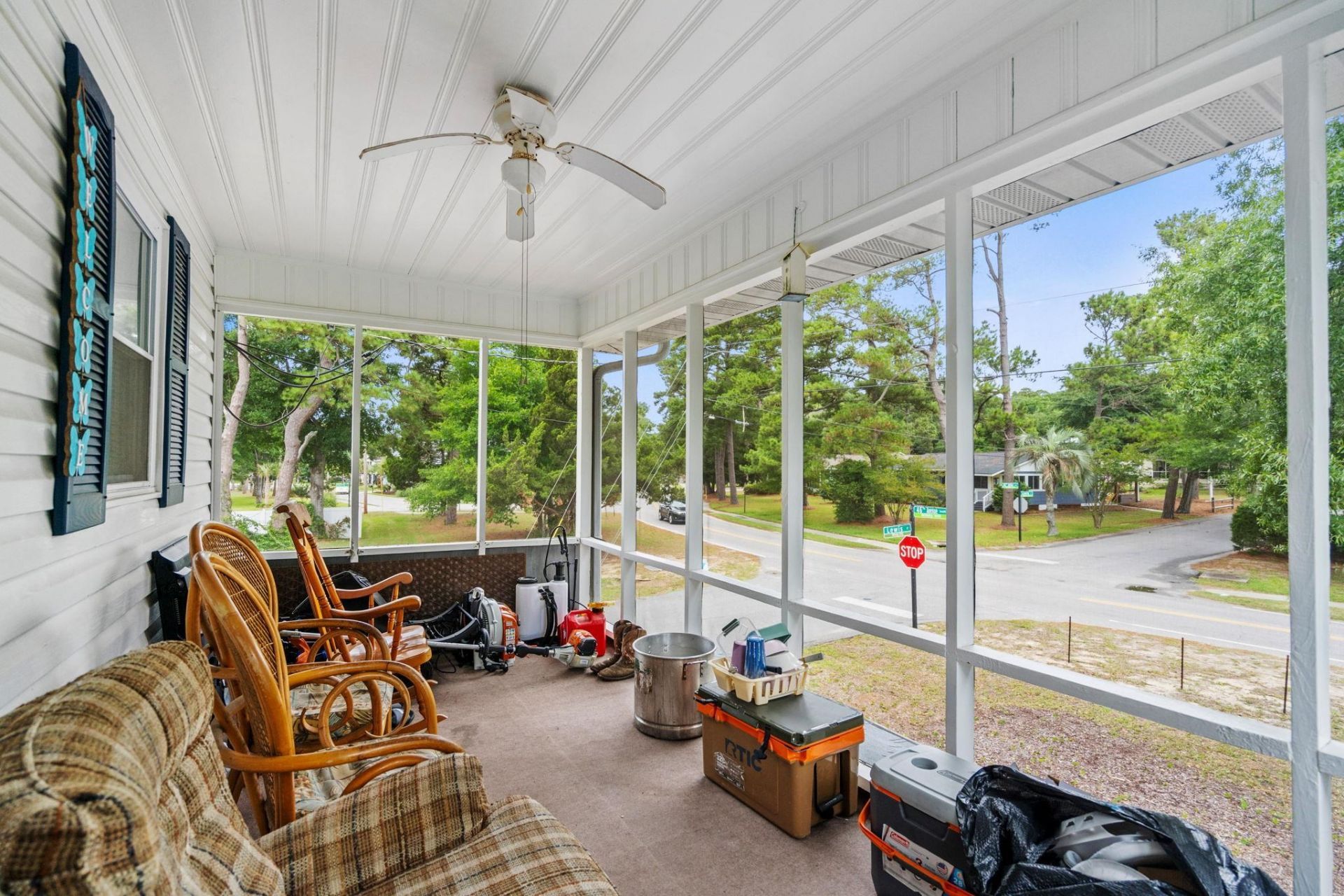 4601 Lewis St. Photo 5