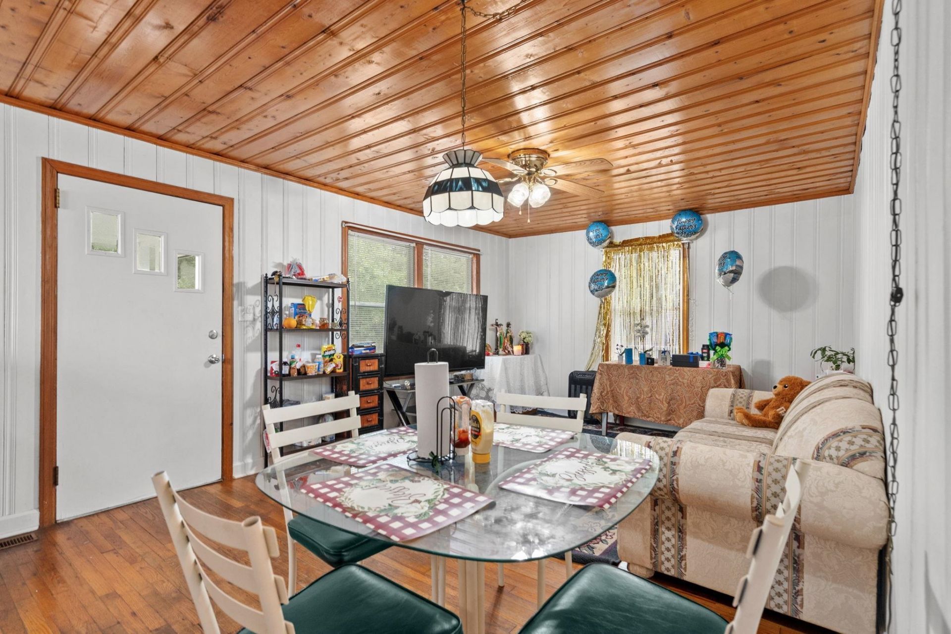4601 Lewis St. Photo 6