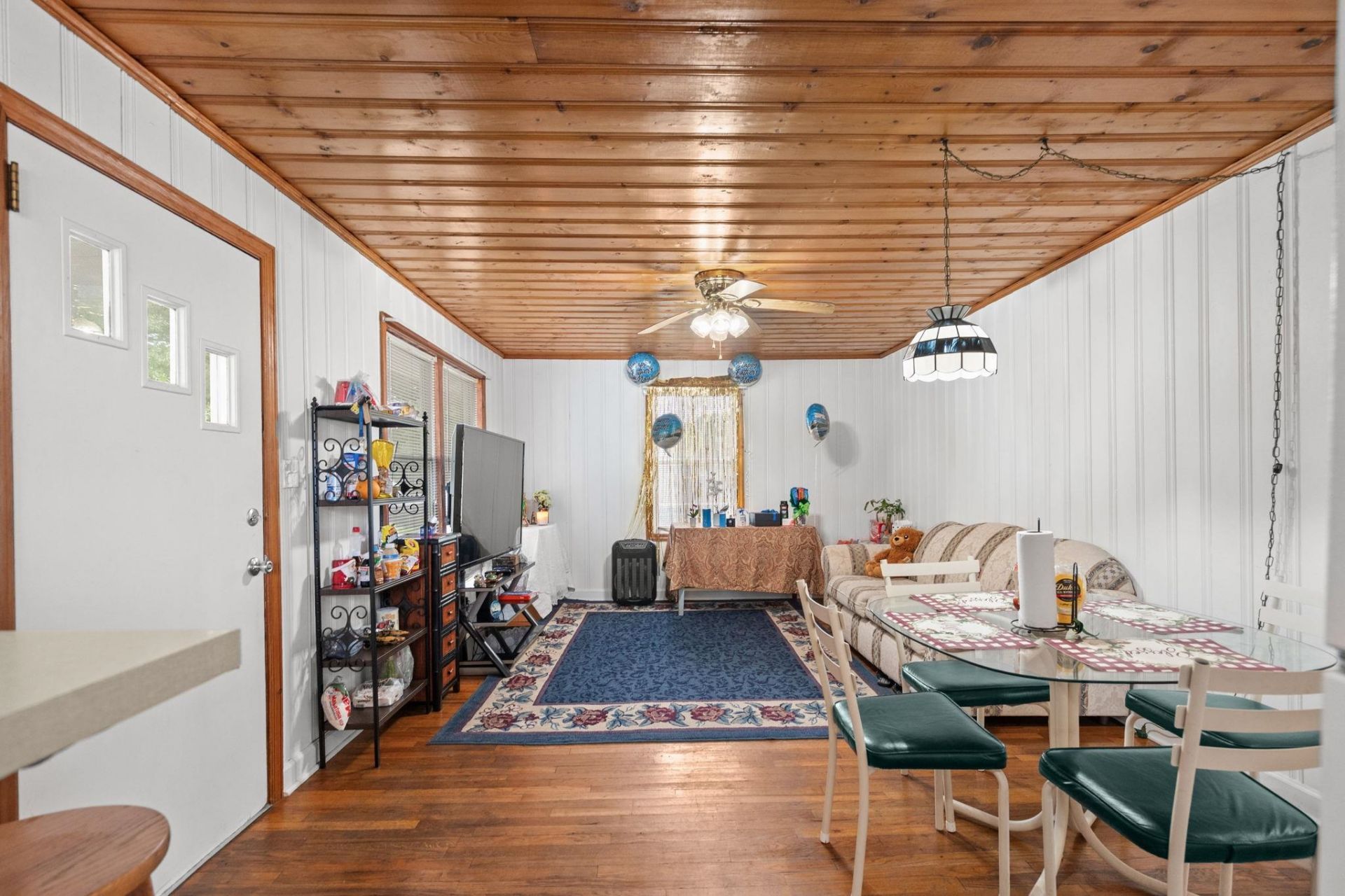 4601 Lewis St. Photo 7