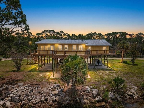 2630 Dekle Beach Road , Perry, FL 32348
