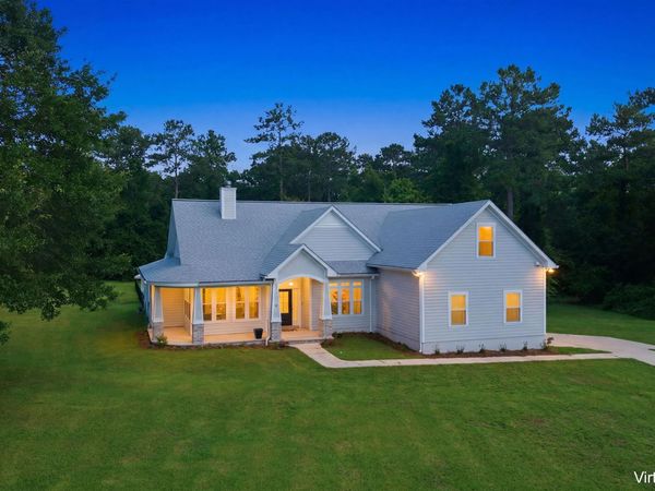 225 WISTERIA Lane , Havana, FL 32333
