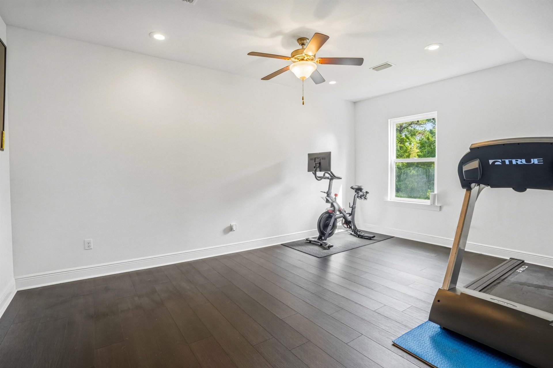 225 Wisteria Lane, Havana, FL 32333 Photo