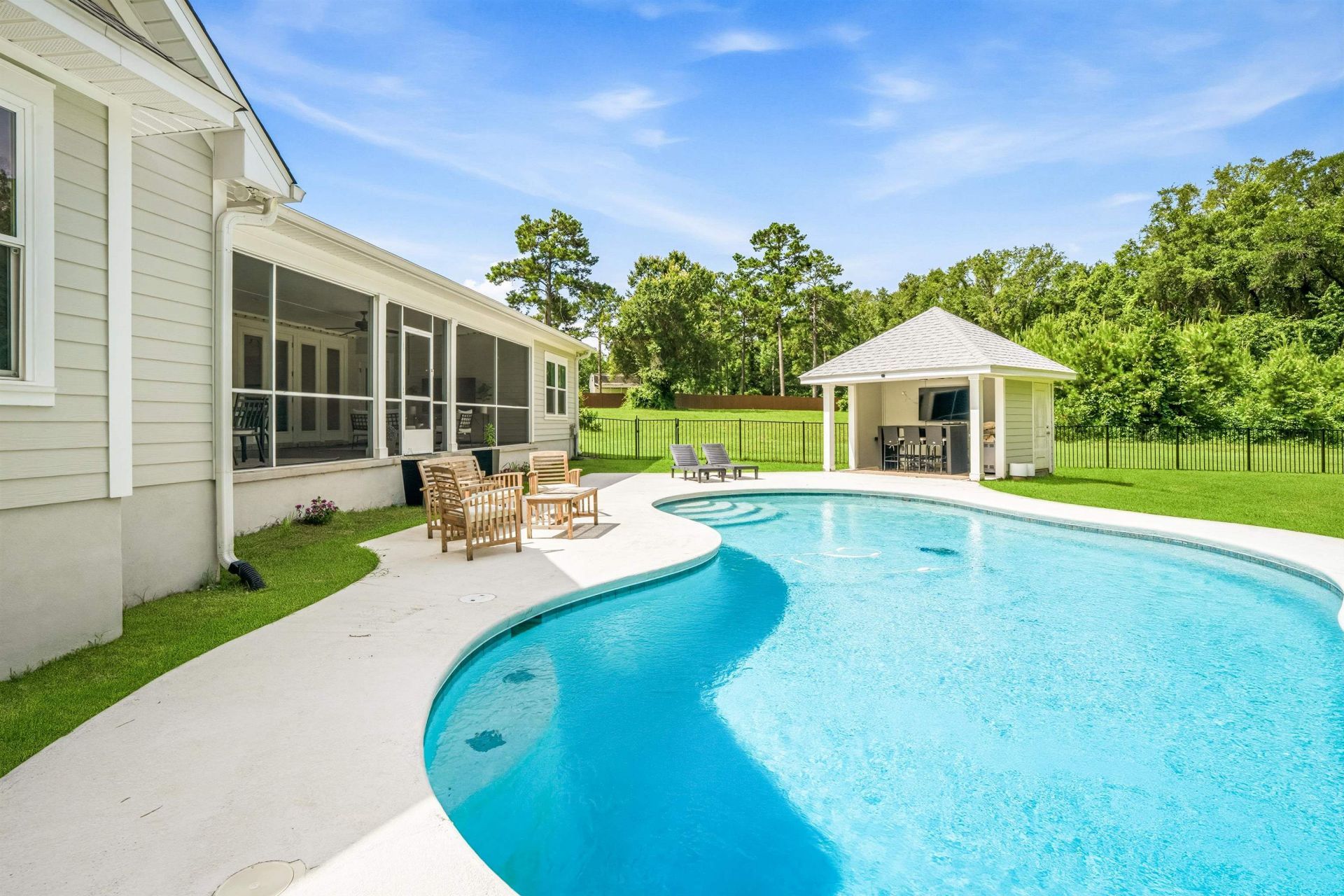225 Wisteria Lane, Havana, FL 32333 Photo