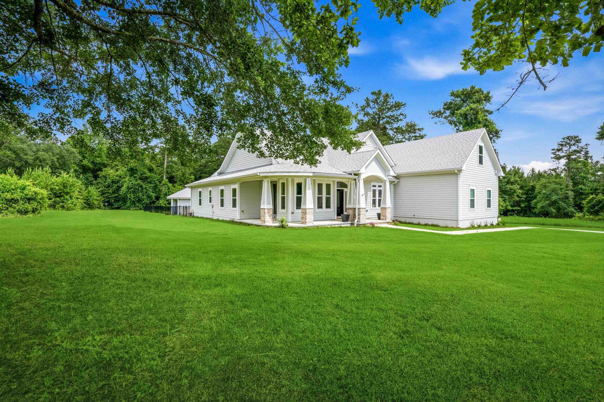 225 Wisteria Lane, Havana, FL 32333 Photo