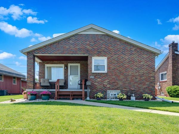 1703 Cora Street , Crest Hill, IL 60403