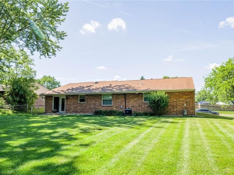 4981 Scothills Drive, Clayton, OH 45322 Photo 33