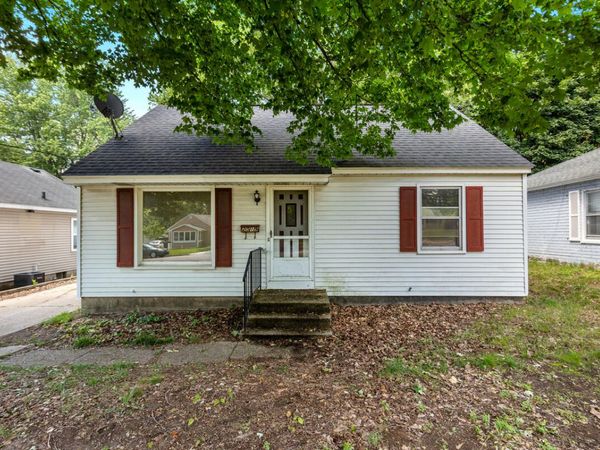 2519 Woodward Avenue SW, Wyoming, MI 49509