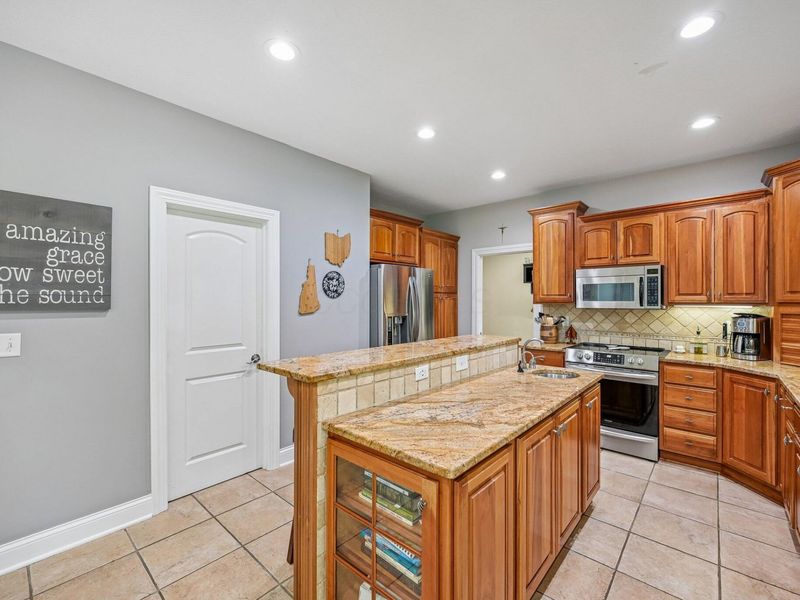 6820 Ohio Canal Court, Canal Winchester, OH 43110 Photo 14