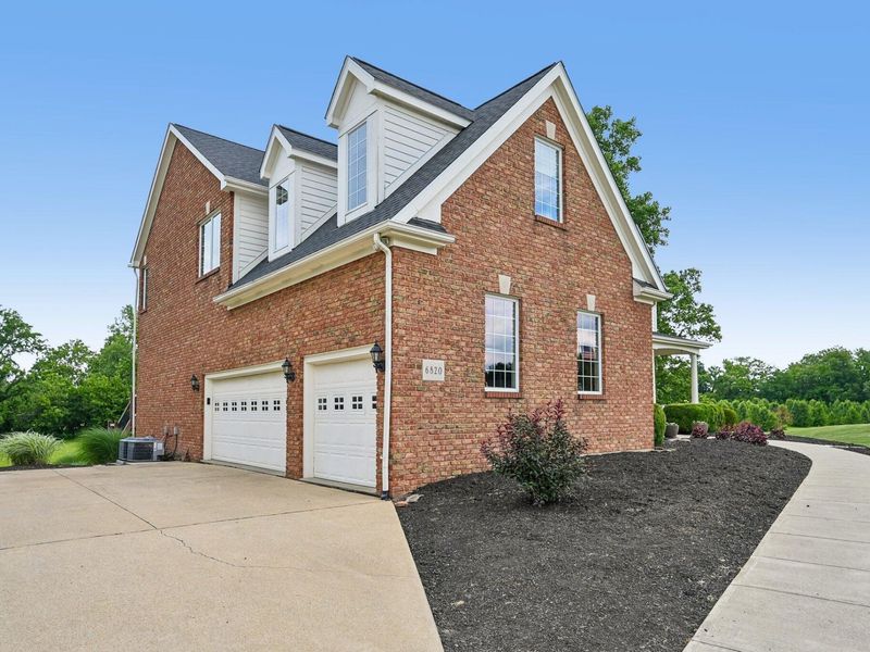 6820 Ohio Canal Court, Canal Winchester, OH 43110 Photo 6