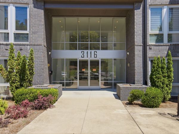 3116 W End Cir, Unit 201, Nashville, TN 37203