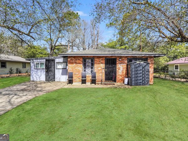 106 Vickie Drive, Warner Robins, GA 31093