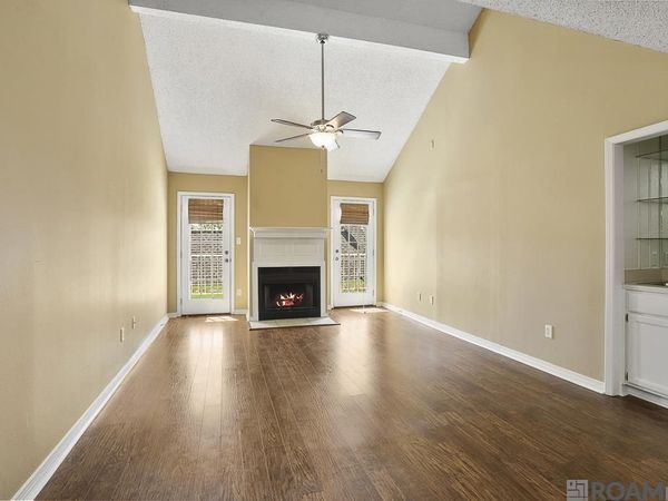 8500 Bluebonnet Blvd, Unit #22, Baton Rouge, LA 70810