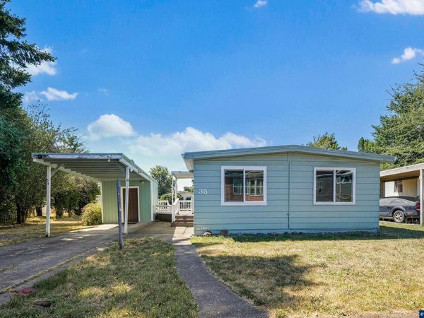 1103 N Springbrook Rd, Newberg, OR 97132