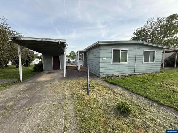 1103 N Springbrook Rd, Newberg, OR 97132
