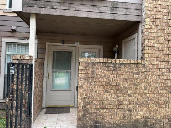 9809 Walnut Street , Unit E108, Dallas, TX 75243