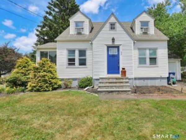 32 Maple, Middlefield, CT 06481