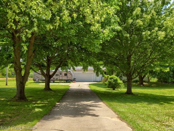 4585 Birch Run Road, Millington Township, Mi 48746