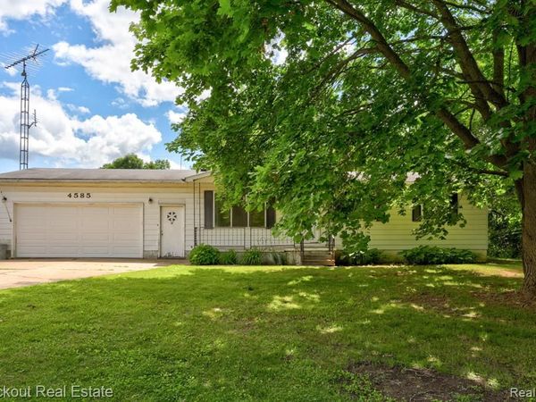 4585 Birch Run Road, Millington Twp, MI 48746