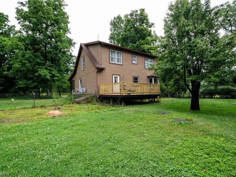 14027 Mayfield Road, Huntsburg, OH 44046 Photo 3