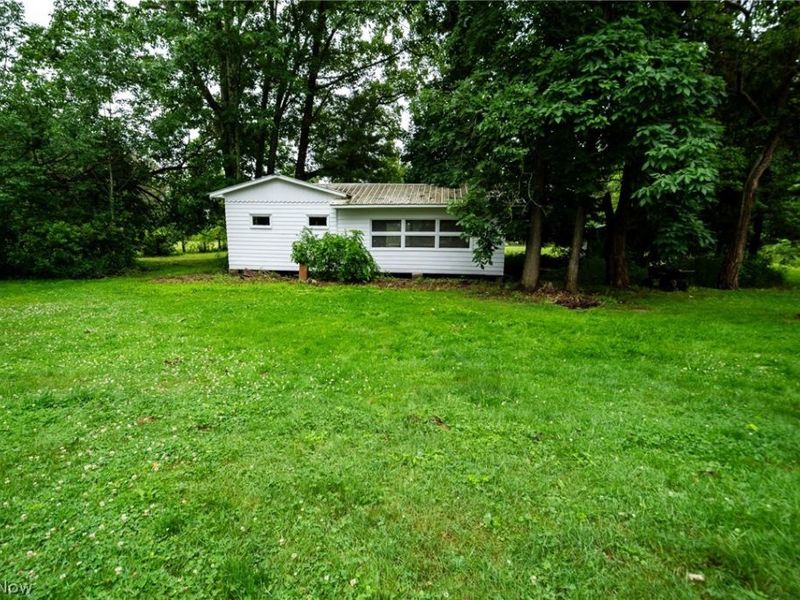14027 Mayfield Road, Huntsburg, OH 44046 Photo 5