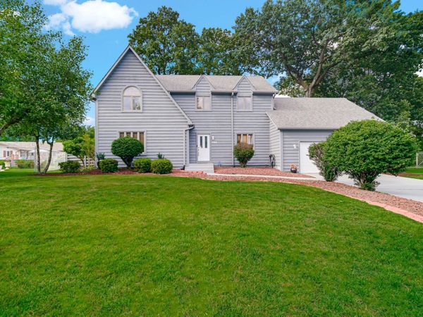 1124 Lisa Lane , Schererville, IN 46375
