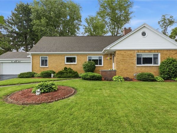 127 Ridgemont Drive , Rochester, NY 14626