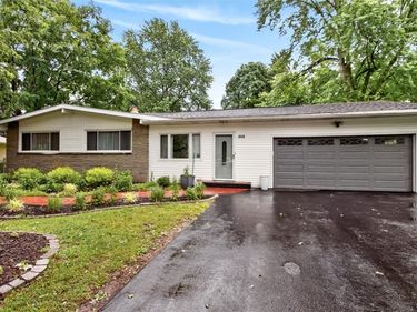 624 Pinnacle Road , Pittsford, NY 14534
