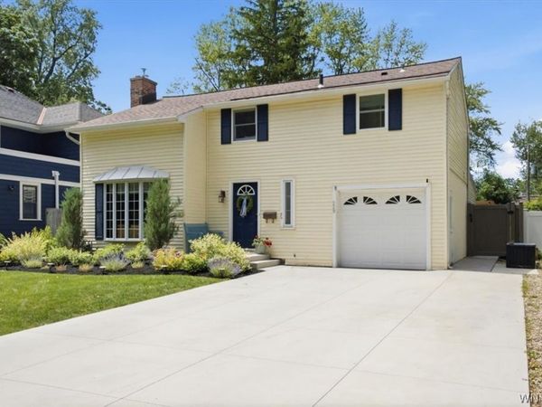 229 Roycroft Boulevard, Buffalo, NY 14226