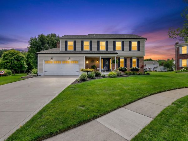 988 Melrose Court , Pickerington, OH 43147