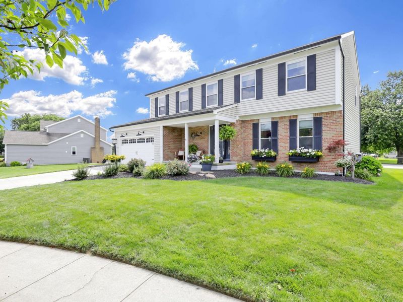 988 Melrose Court, Pickerington, OH 43147 Photo 4