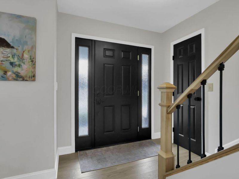988 Melrose Court, Pickerington, OH 43147 Photo 8