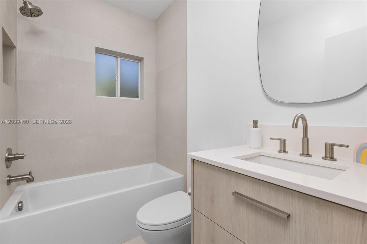3125 Jackson Ave, Unit 3125, Miami, FL 33133 Photo