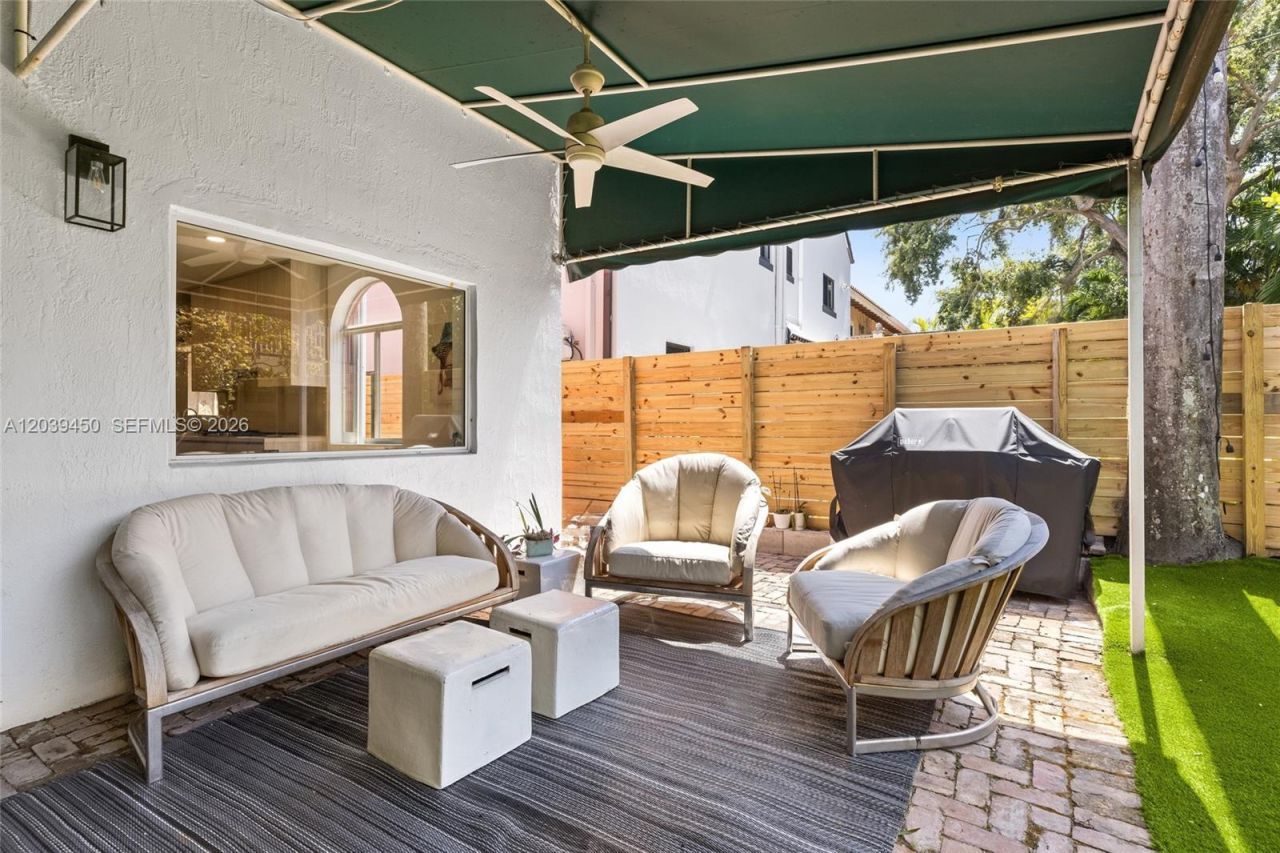 3125 Jackson Ave, Unit 3125, Miami, FL 33133 Photo
