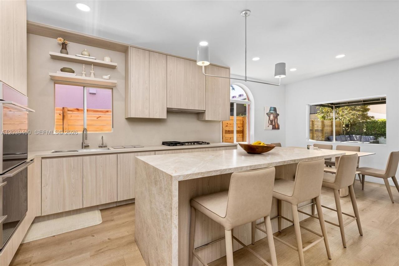 3125 Jackson Ave, Unit 3125, Miami, FL 33133 Photo