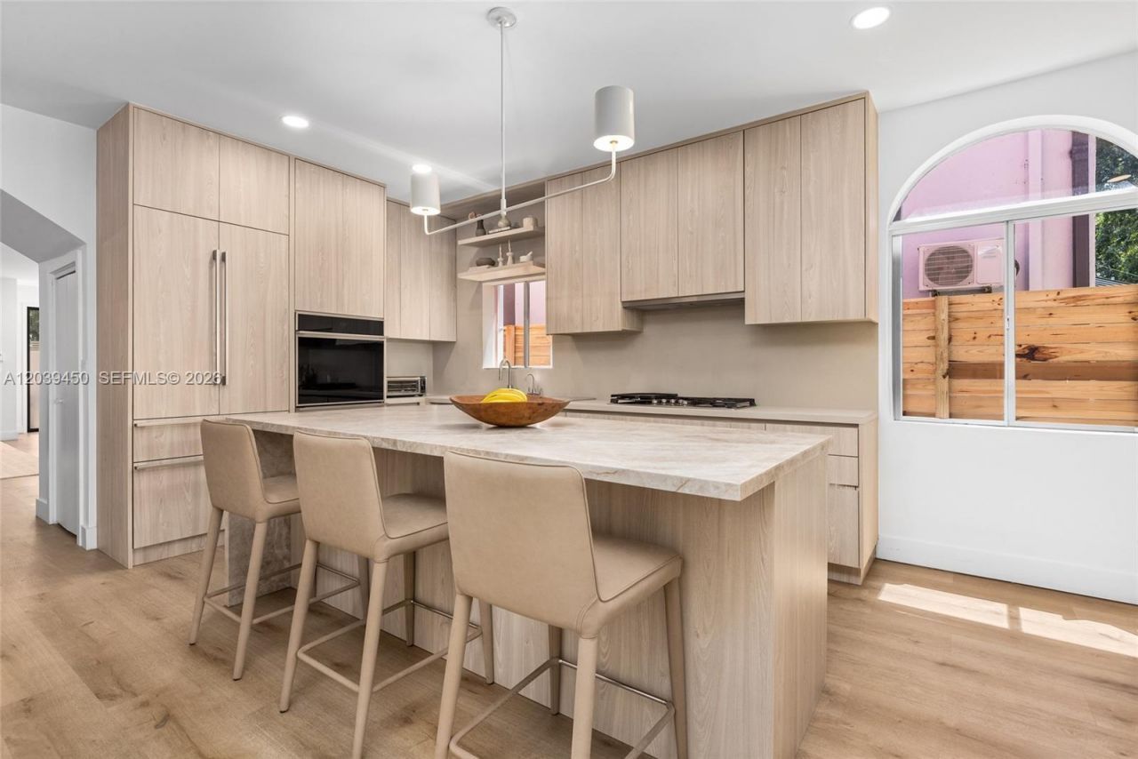 3125 Jackson Ave, Unit 3125, Miami, FL 33133 Photo