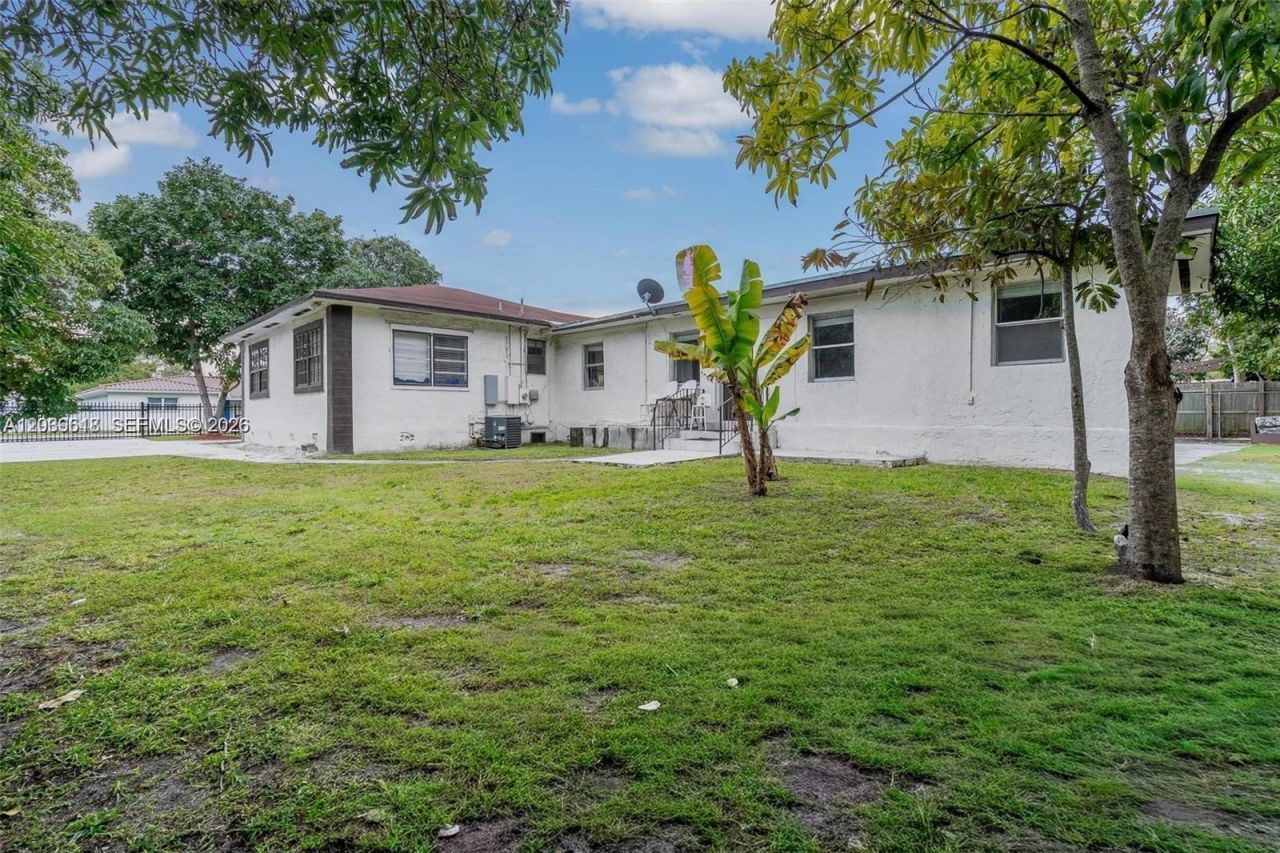 65 NW 118th St , Miami, FL 33168 Photo